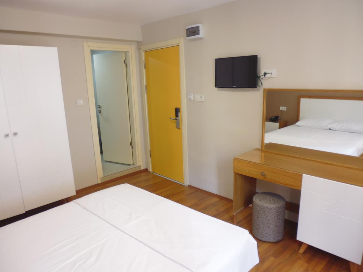 Ipek Hotel Balıkesir Buitenkant foto