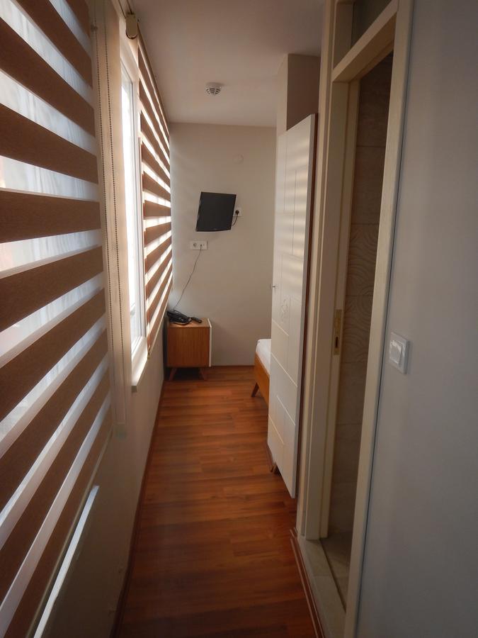 Ipek Hotel Balıkesir Buitenkant foto