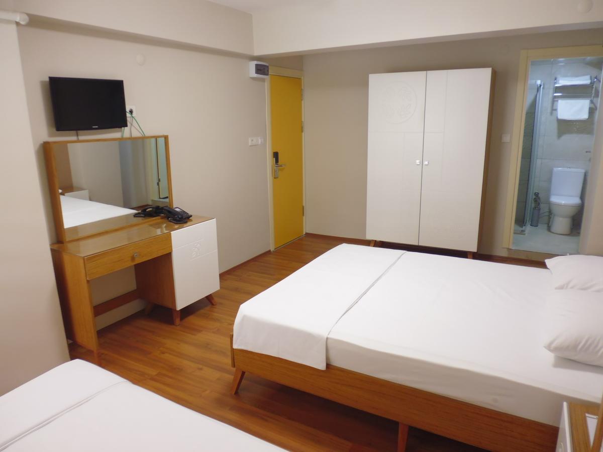 Ipek Hotel Balıkesir Buitenkant foto